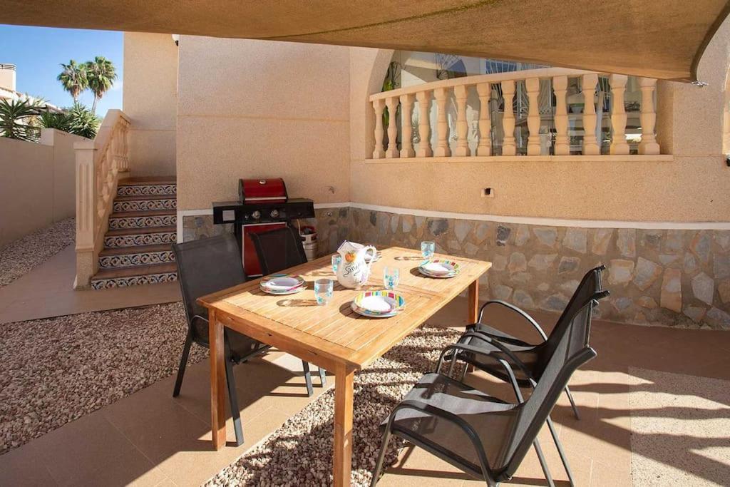 Ch Villa Rio Tajo Рохалес Экстерьер фото